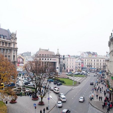 Apartments On Svobody Avenue- The Center Of Львов Экстерьер фото
