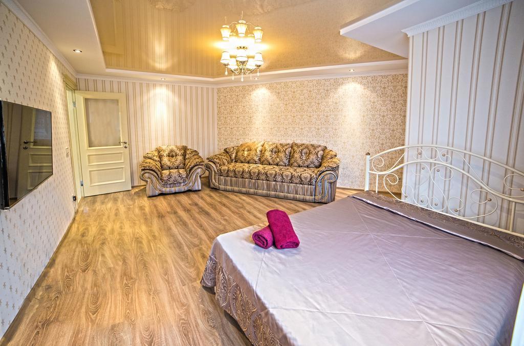 Apartments On Svobody Avenue- The Center Of Львов Экстерьер фото