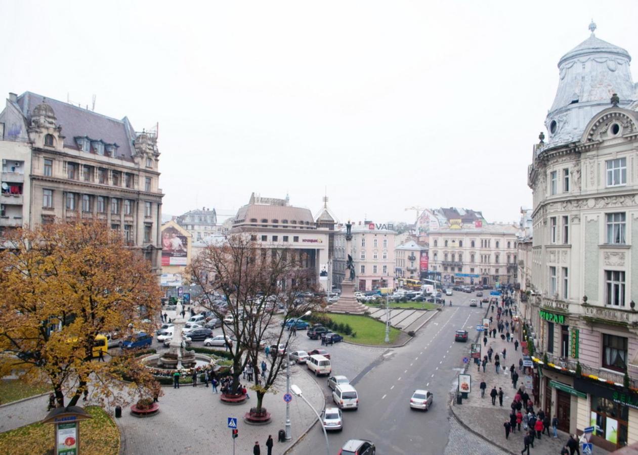 Apartments On Svobody Avenue- The Center Of Львов Экстерьер фото